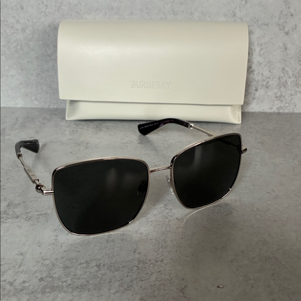 Burberry BE3158 1005/87 Square Metal Sunglasses Gold Gray 58-16-145 NWOT